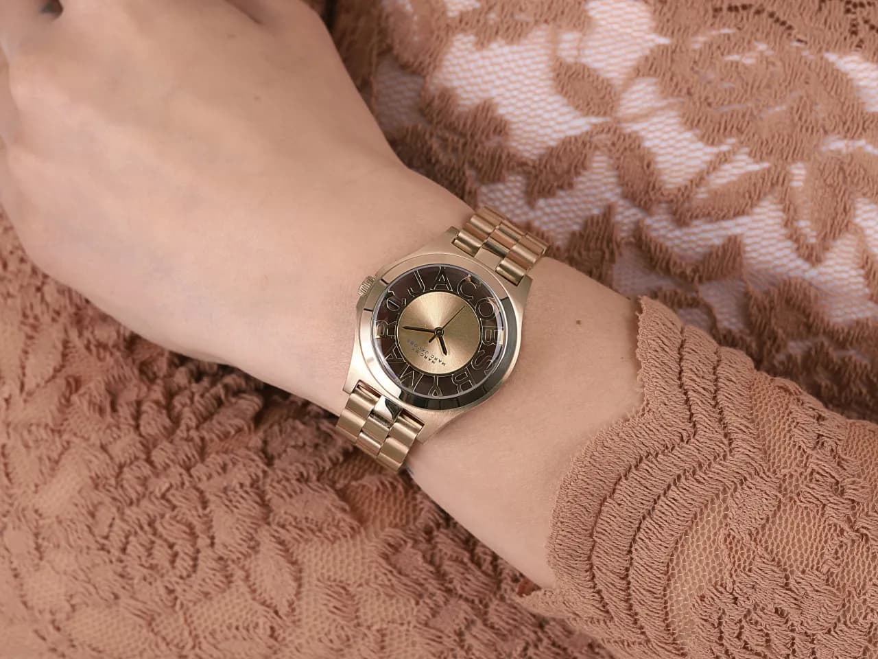 Zegarki Marc Jacobs damskie - elegancja i styl w każdym detalu