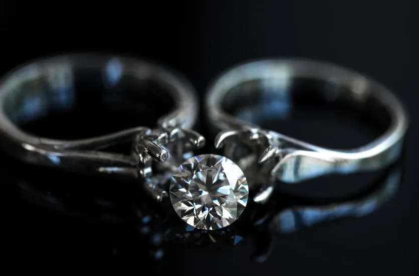 Jaką próbę złota wybrać na obrączki? Porównanie i zalety